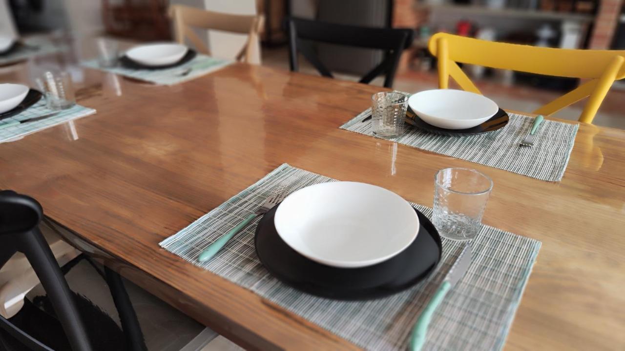Appartamento Casa Fotostudi37 Deltebre Esterno foto